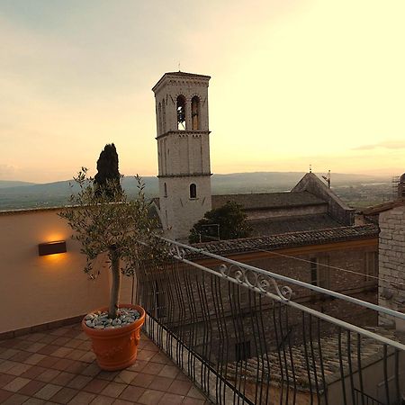 阿西西Scappo In Umbria, La Casa Di Eude公寓 外观 照片