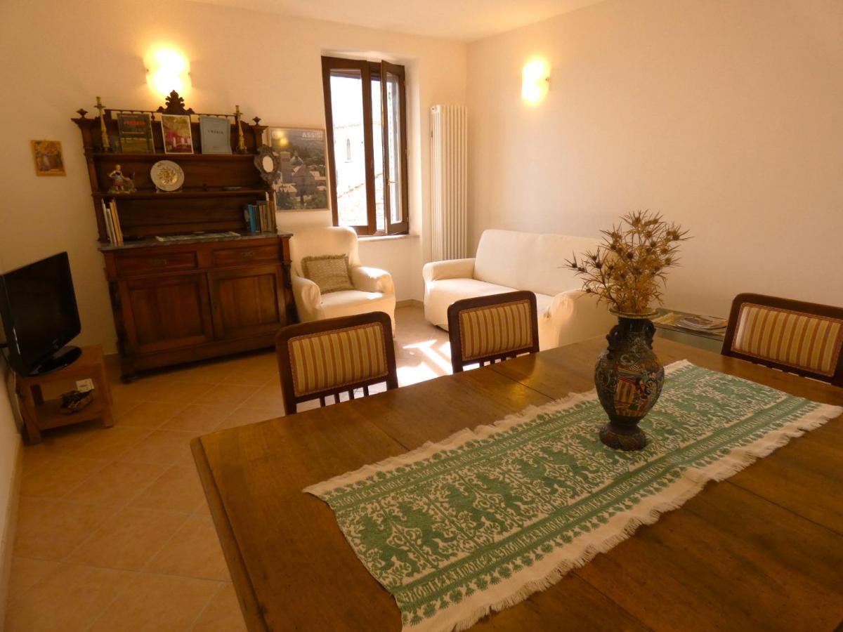 阿西西Scappo In Umbria, La Casa Di Eude公寓 外观 照片